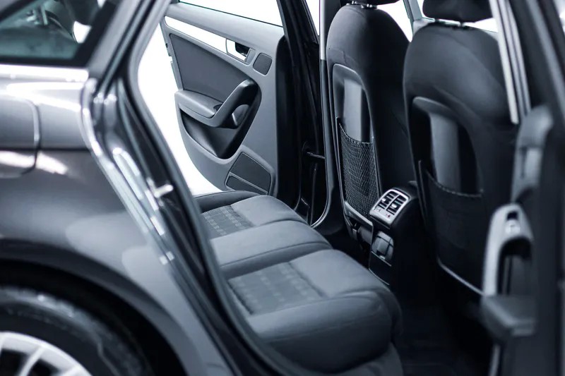 audi-a4-2014-diesel-1968cc
