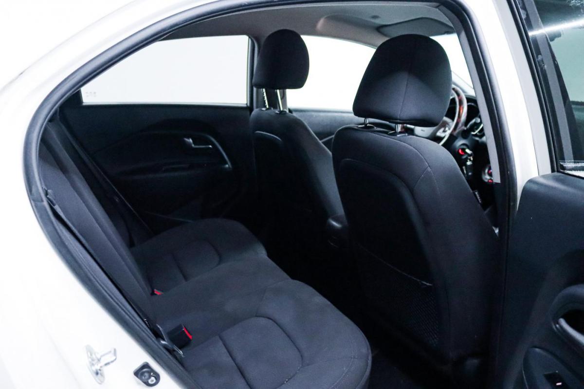 kia-rio-2014-diesel-1120cc