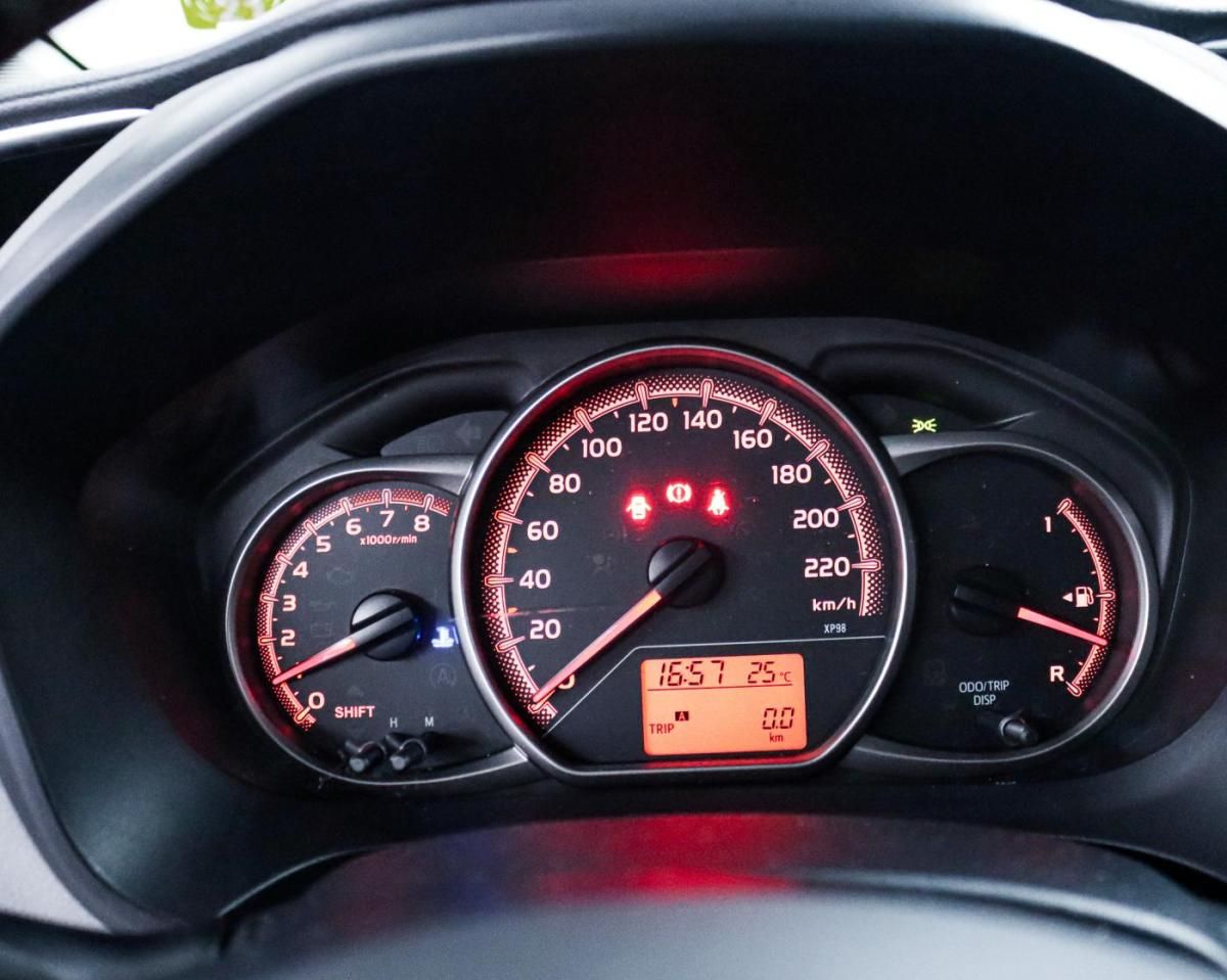 toyota-yaris-2017-gasolina-998cc