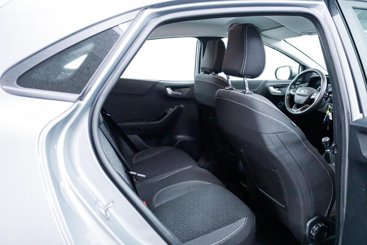 ford-puma-2023-gasolina-999cc