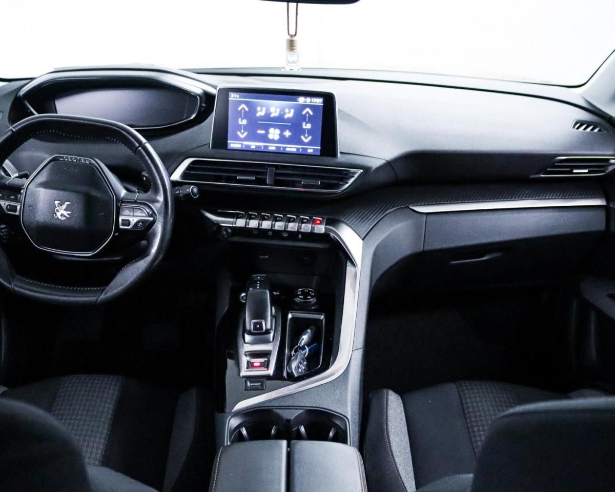 peugeot-3008-2020-diesel-1499cc