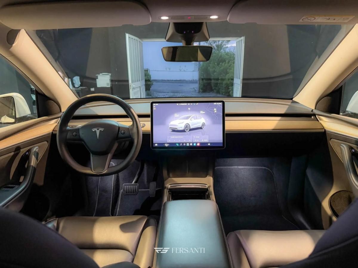 tesla-model-y-2022-eletrico-0cc