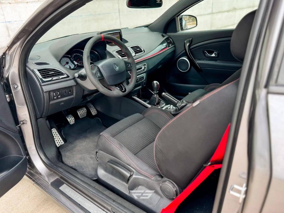 renault-megane-coupe-2015-gasolina-1998cc