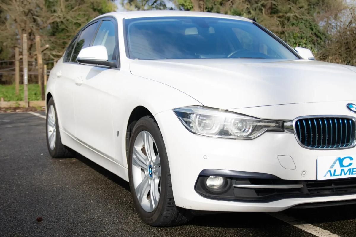 bmw-serie-3-330e-2017-hibrido-a-gasolina-1998cc