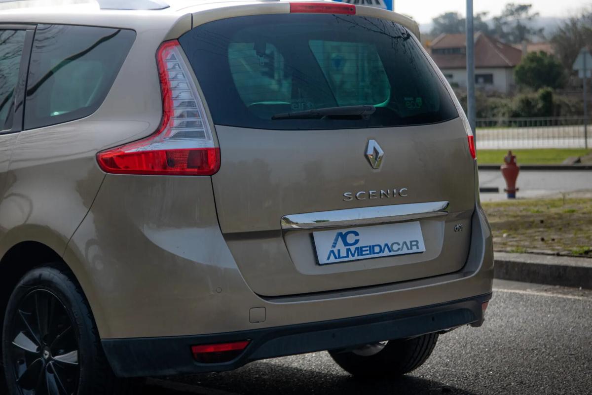 renault-scenic-2013-diesel-1461cc