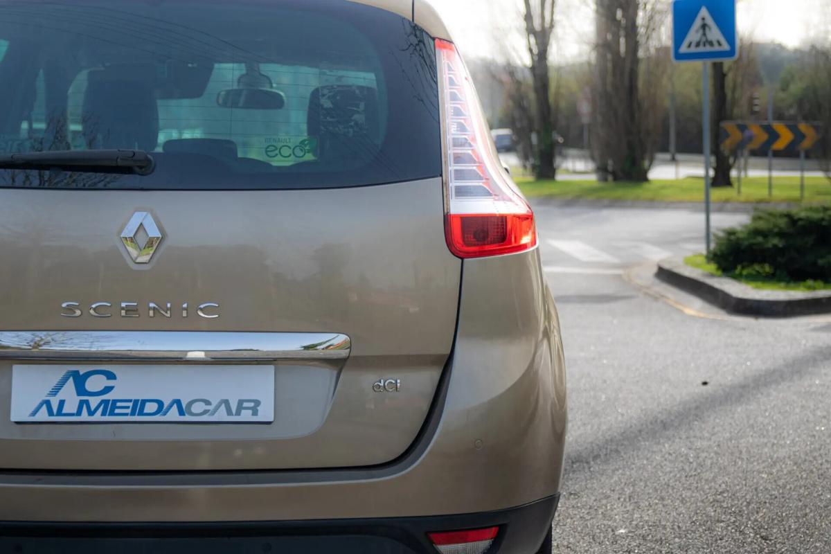 renault-scenic-2013-diesel-1461cc