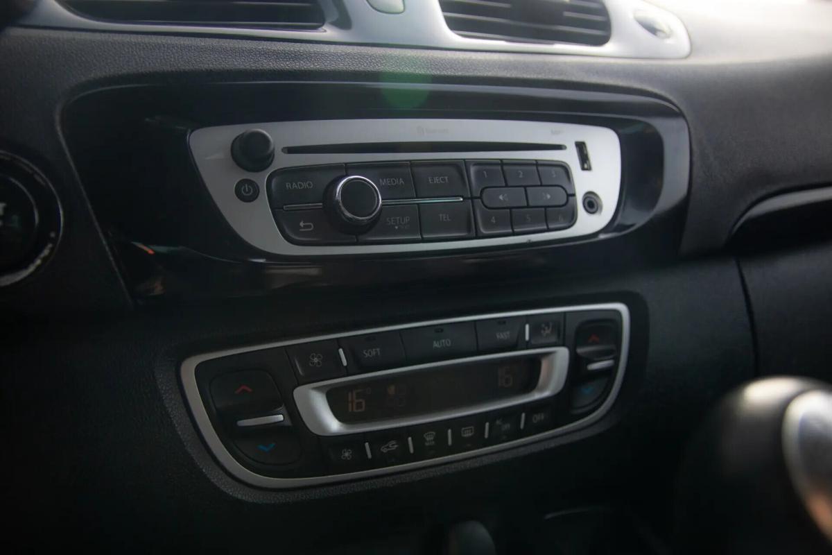 renault-scenic-2013-diesel-1461cc
