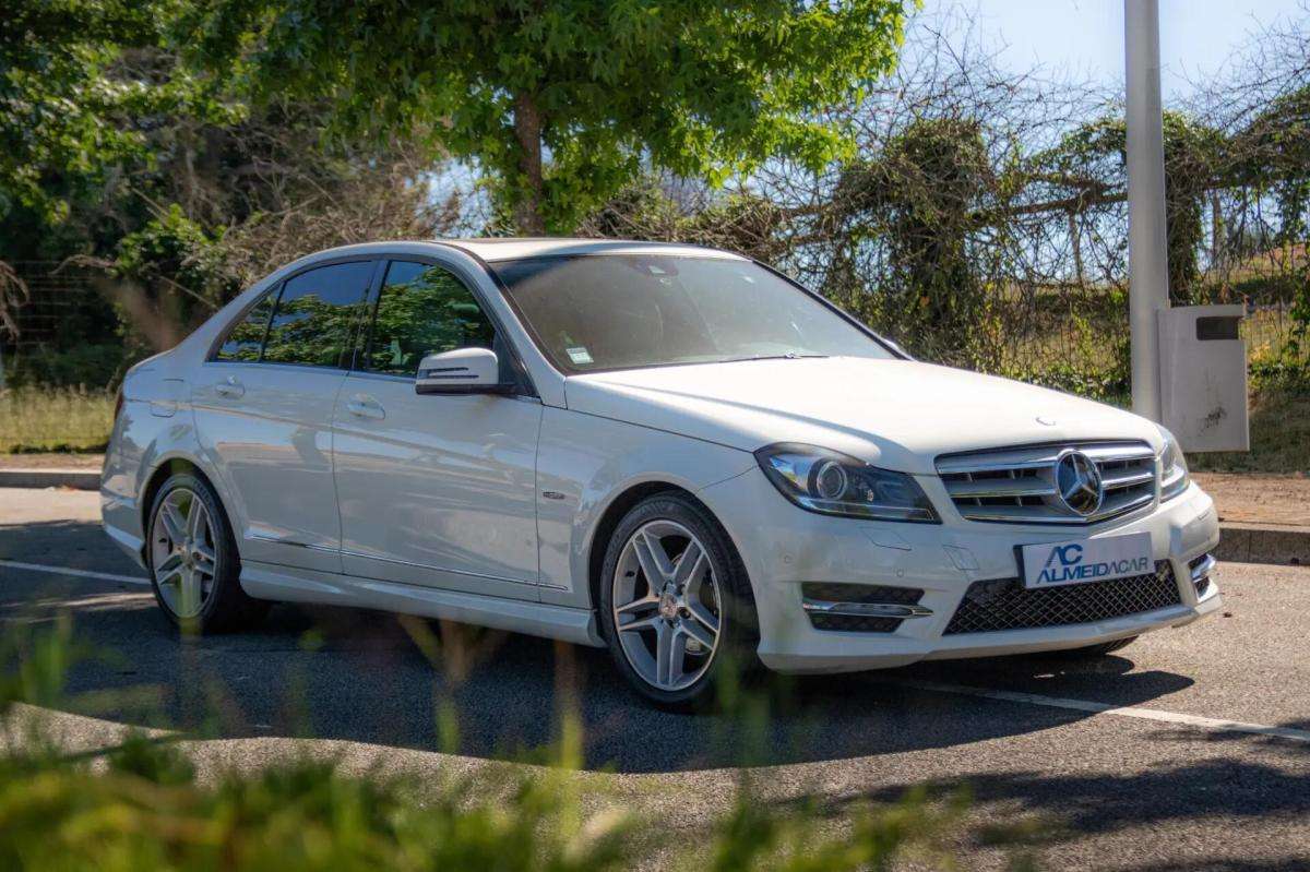 mercedes-benz-classe-c-c-250-t-blueefficiency-2012-diesel-2143cc