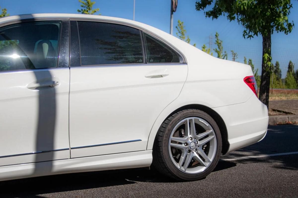 mercedes-benz-classe-c-c-250-t-blueefficiency-2012-diesel-2143cc
