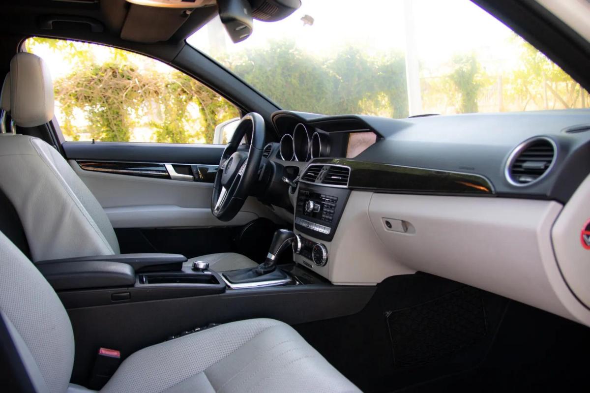 mercedes-benz-classe-c-c-250-t-blueefficiency-2012-diesel-2143cc