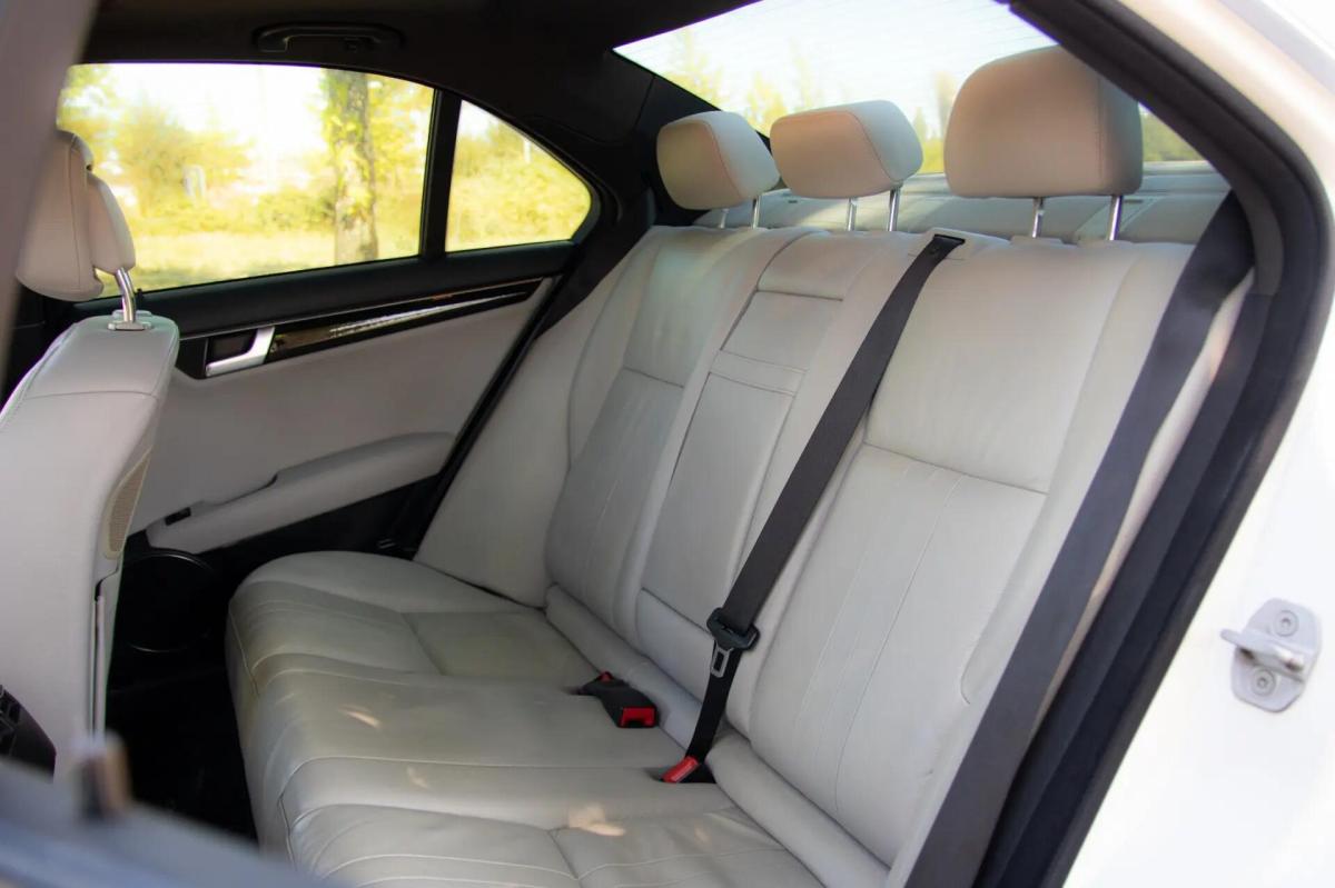 mercedes-benz-classe-c-c-250-t-blueefficiency-2012-diesel-2143cc