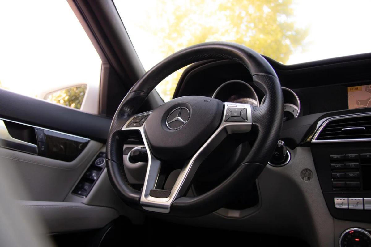 mercedes-benz-classe-c-c-250-t-blueefficiency-2012-diesel-2143cc
