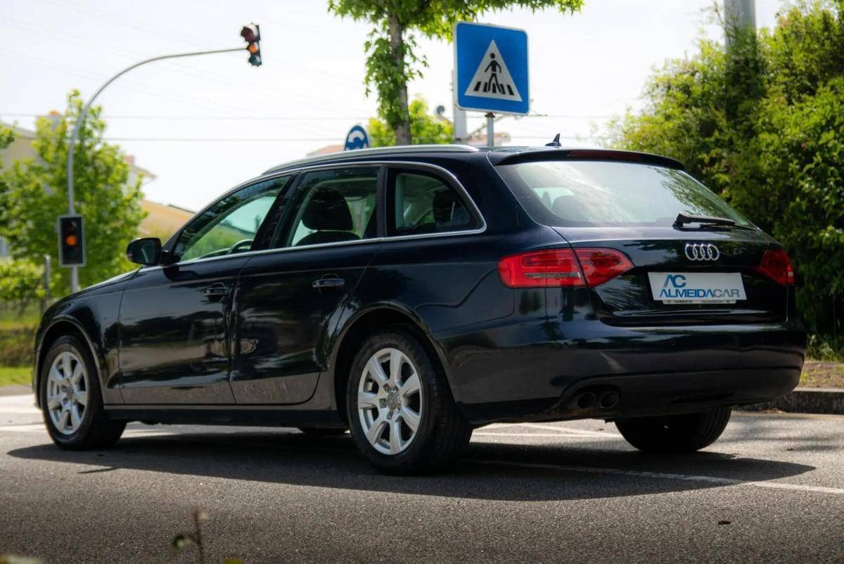 audi-a4-avant-2010-diesel-1968cc