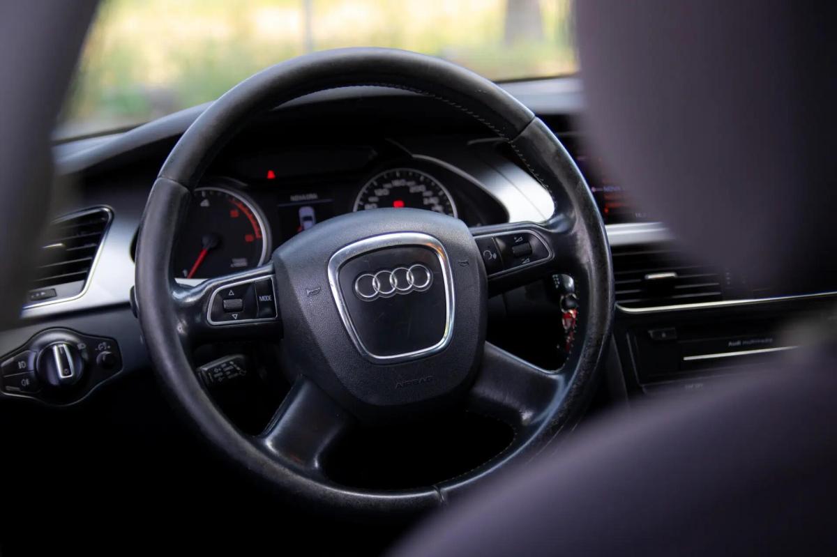audi-a4-avant-2010-diesel-1968cc