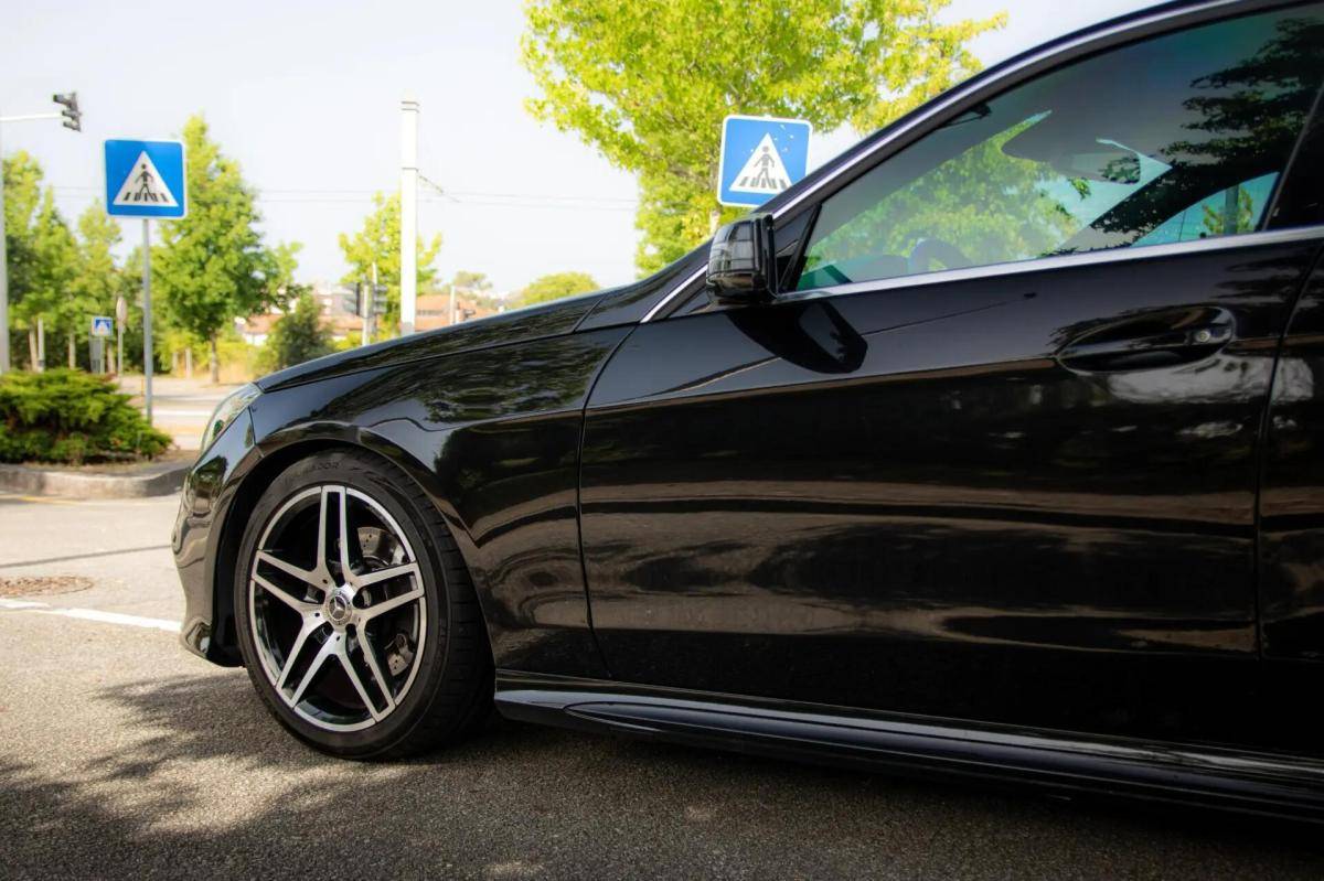 mercedes-benz-classe-e-e-220-t-bluetec-2014-diesel-2143cc