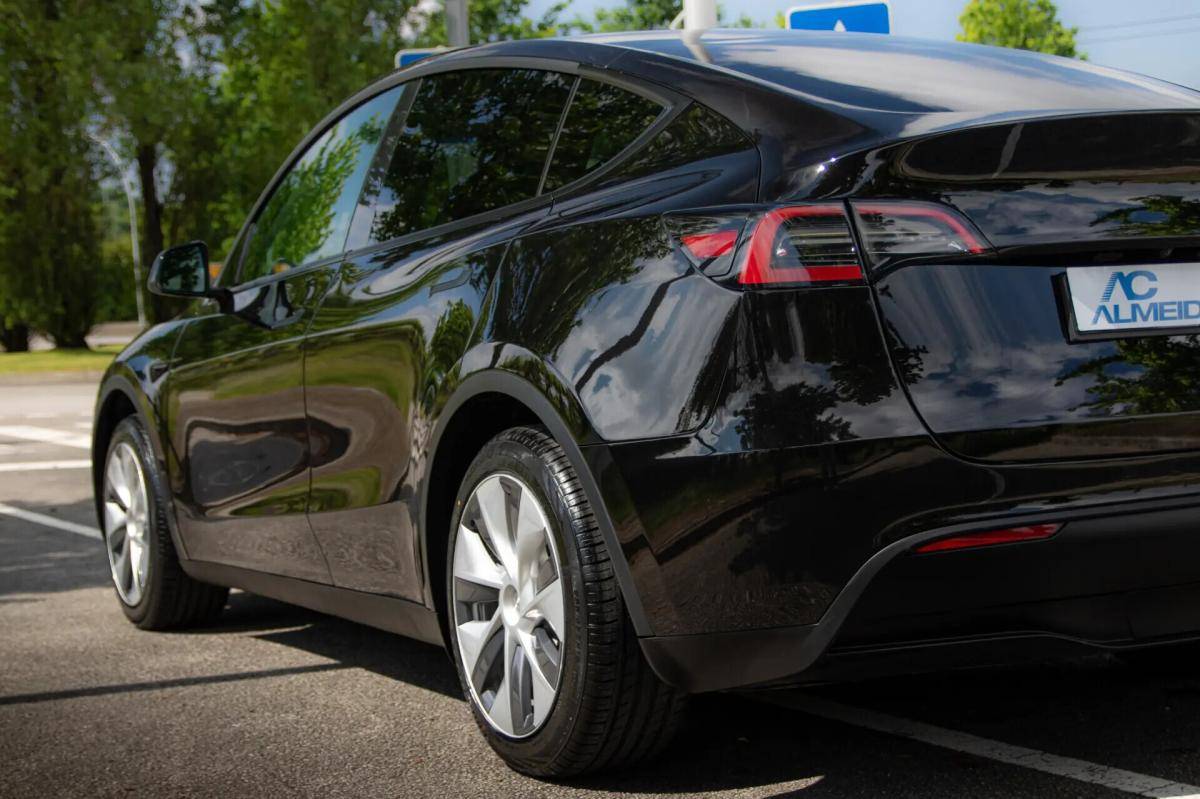 tesla-model-y-2024-eletrico-0cc