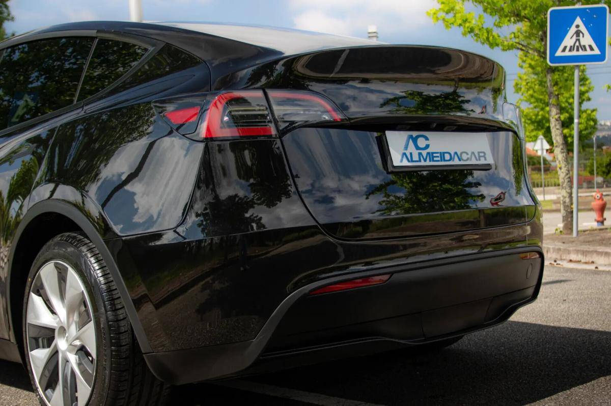 tesla-model-y-2024-eletrico-0cc