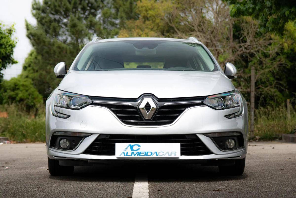 renault-megane-sport-tourer-2020-diesel-1461cc