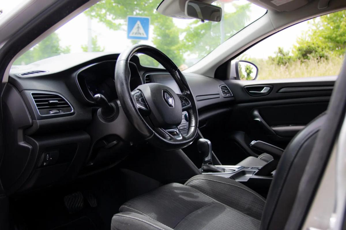 renault-megane-sport-tourer-2020-diesel-1461cc