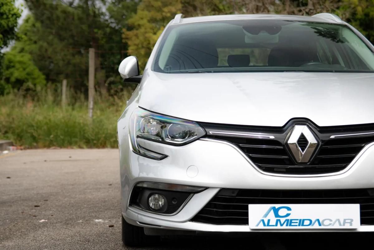 renault-megane-sport-tourer-2020-diesel-1461cc