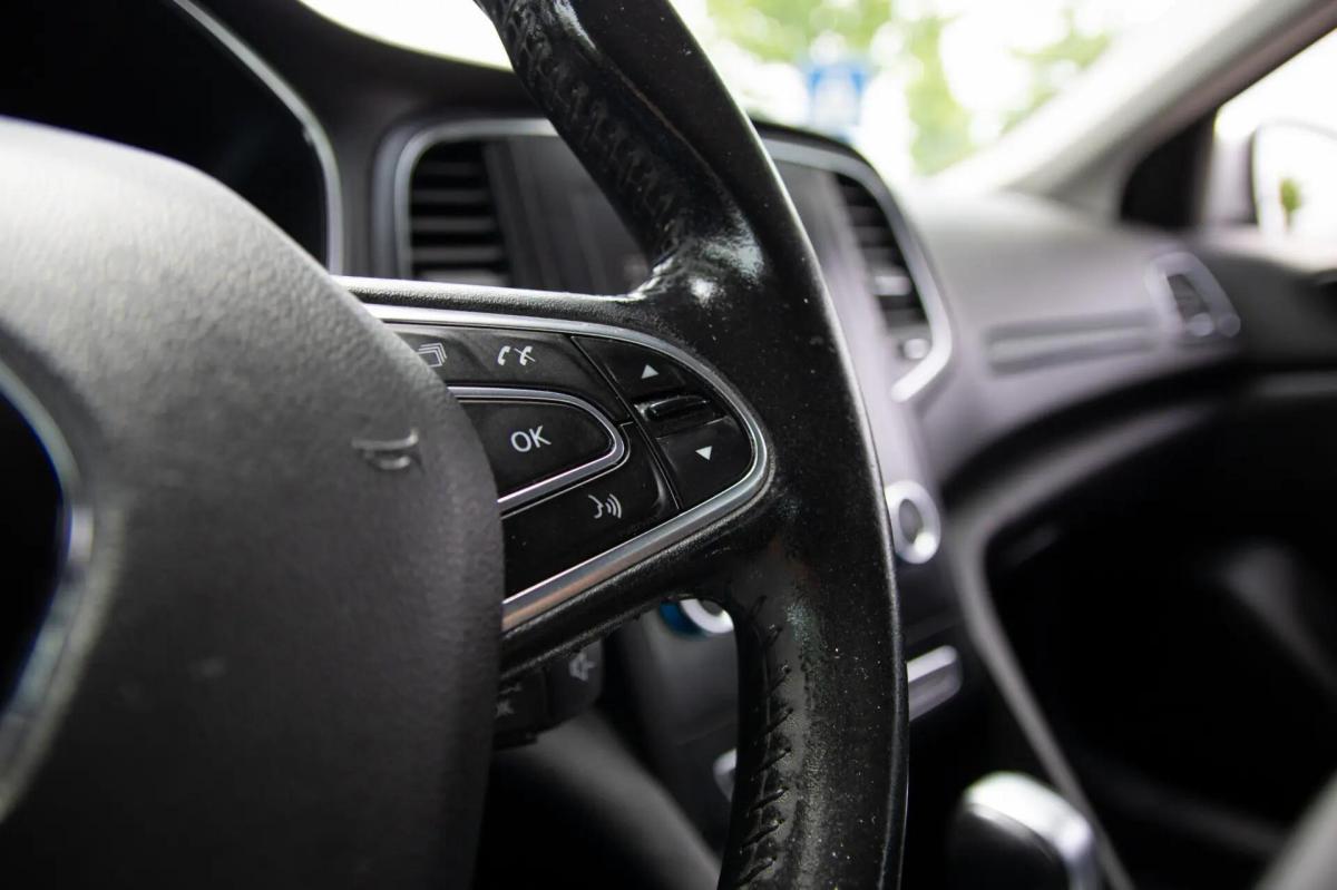 renault-megane-sport-tourer-2020-diesel-1461cc