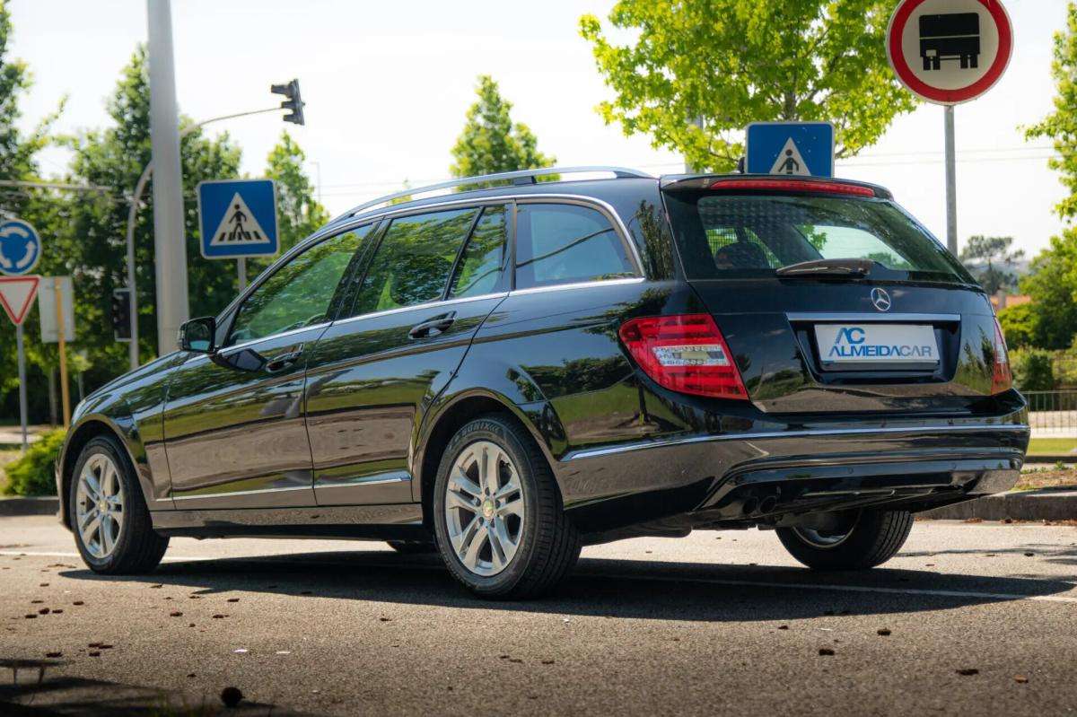 mercedes-benz-classe-c-c-200-cdi-2013-diesel-2143cc