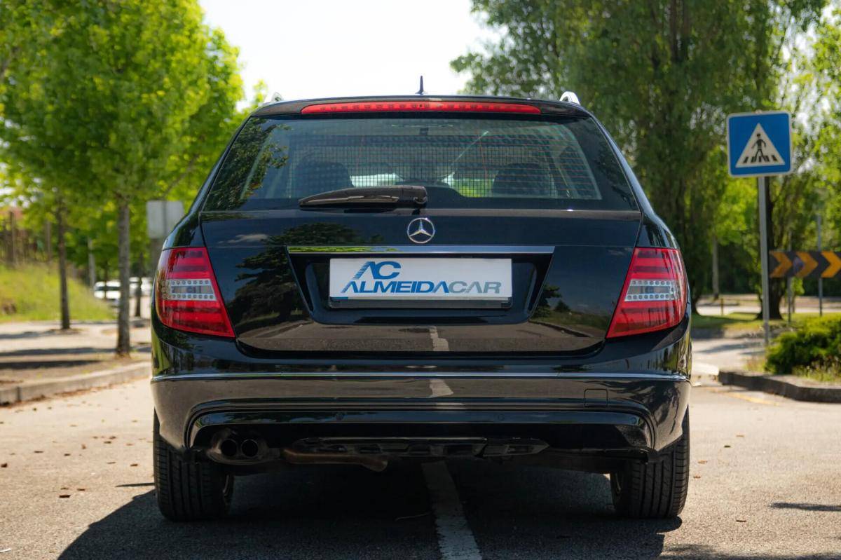 mercedes-benz-classe-c-c-200-cdi-2013-diesel-2143cc