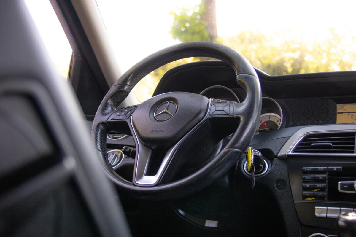 mercedes-benz-classe-c-c-200-cdi-2013-diesel-2143cc