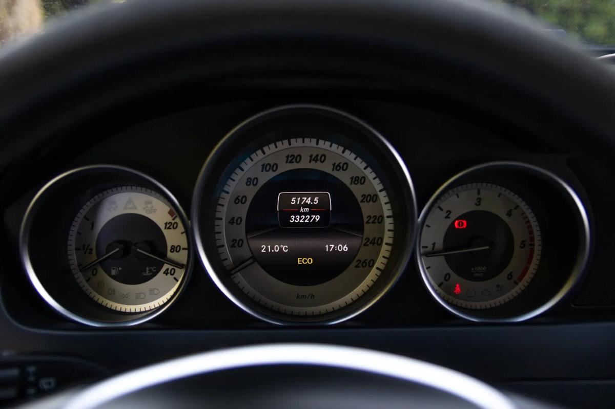 mercedes-benz-classe-c-c-200-cdi-2013-diesel-2143cc