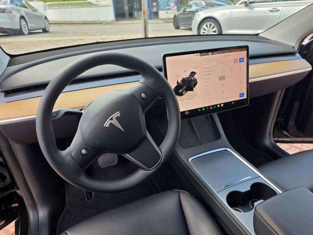 tesla-model-y-2023-eletrico-0cc