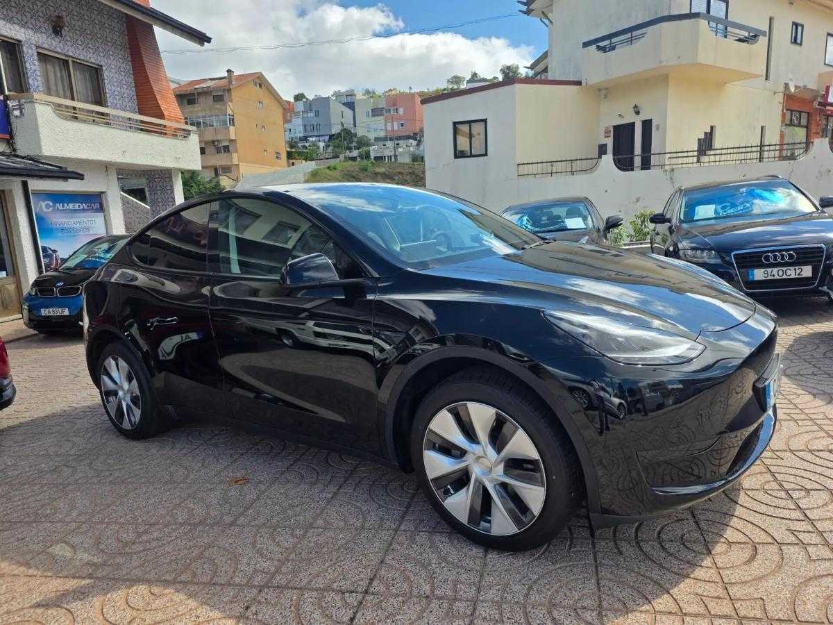 tesla-model-y-2023-eletrico-0cc