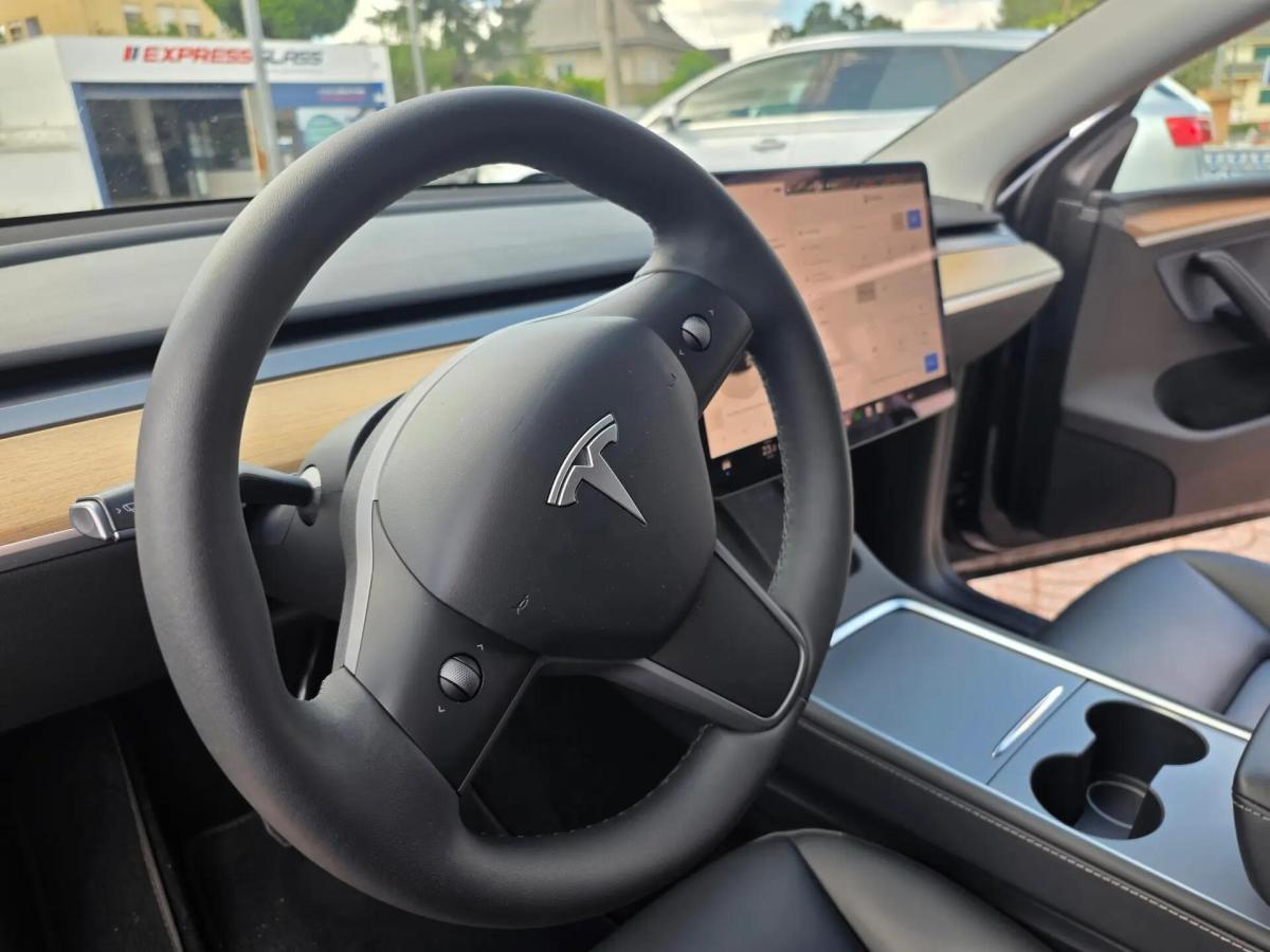 tesla-model-y-2023-eletrico-0cc