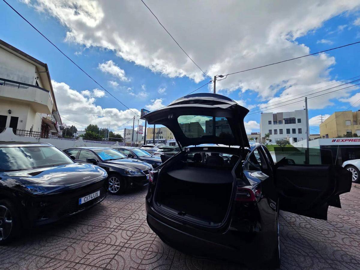tesla-model-y-2023-eletrico-0cc