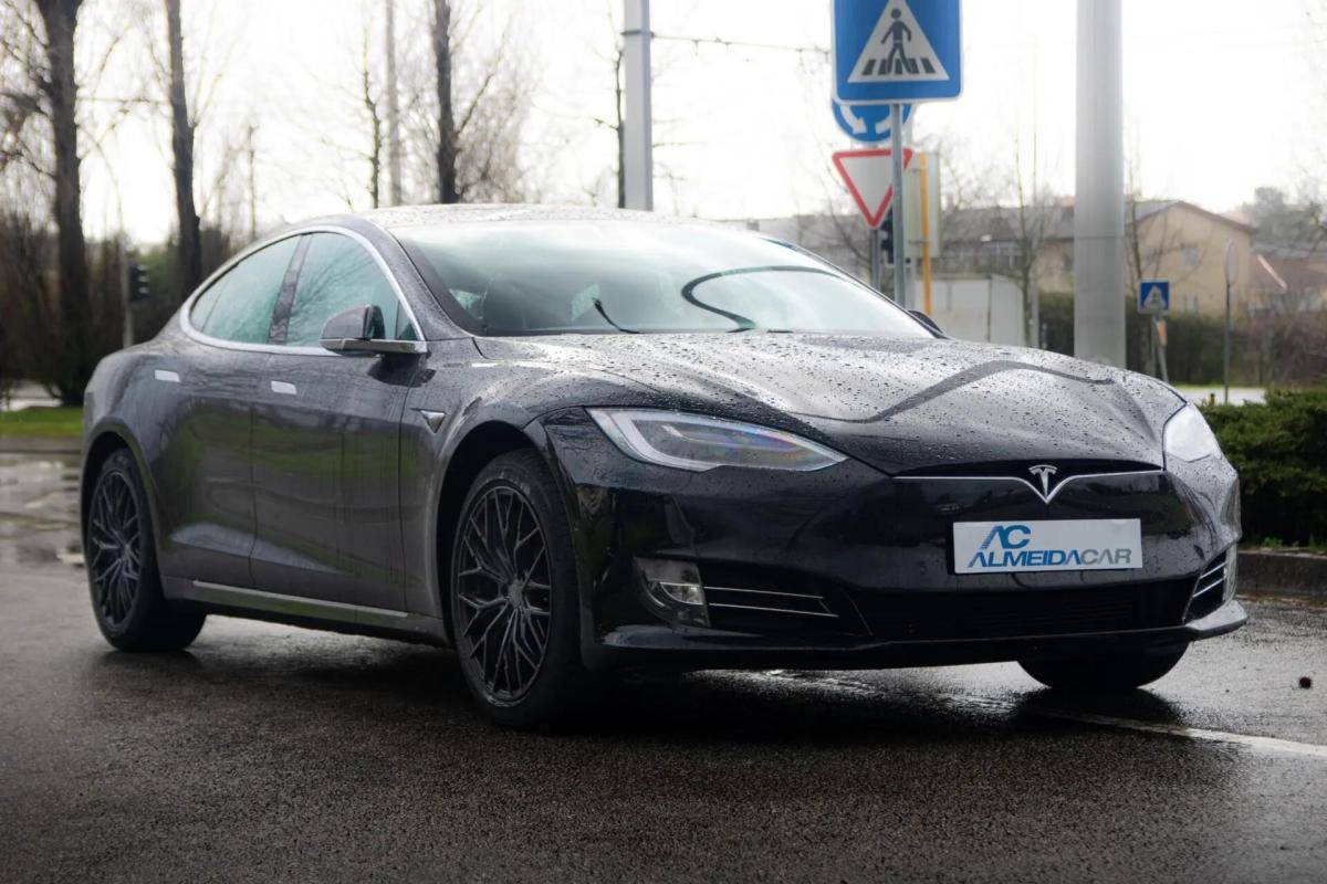 tesla-model-s-2018-eletrico-0cc