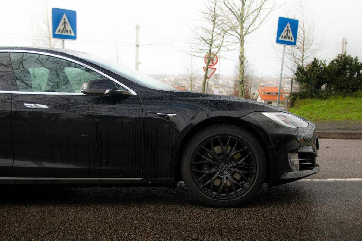 tesla-model-s-2018-eletrico-0cc