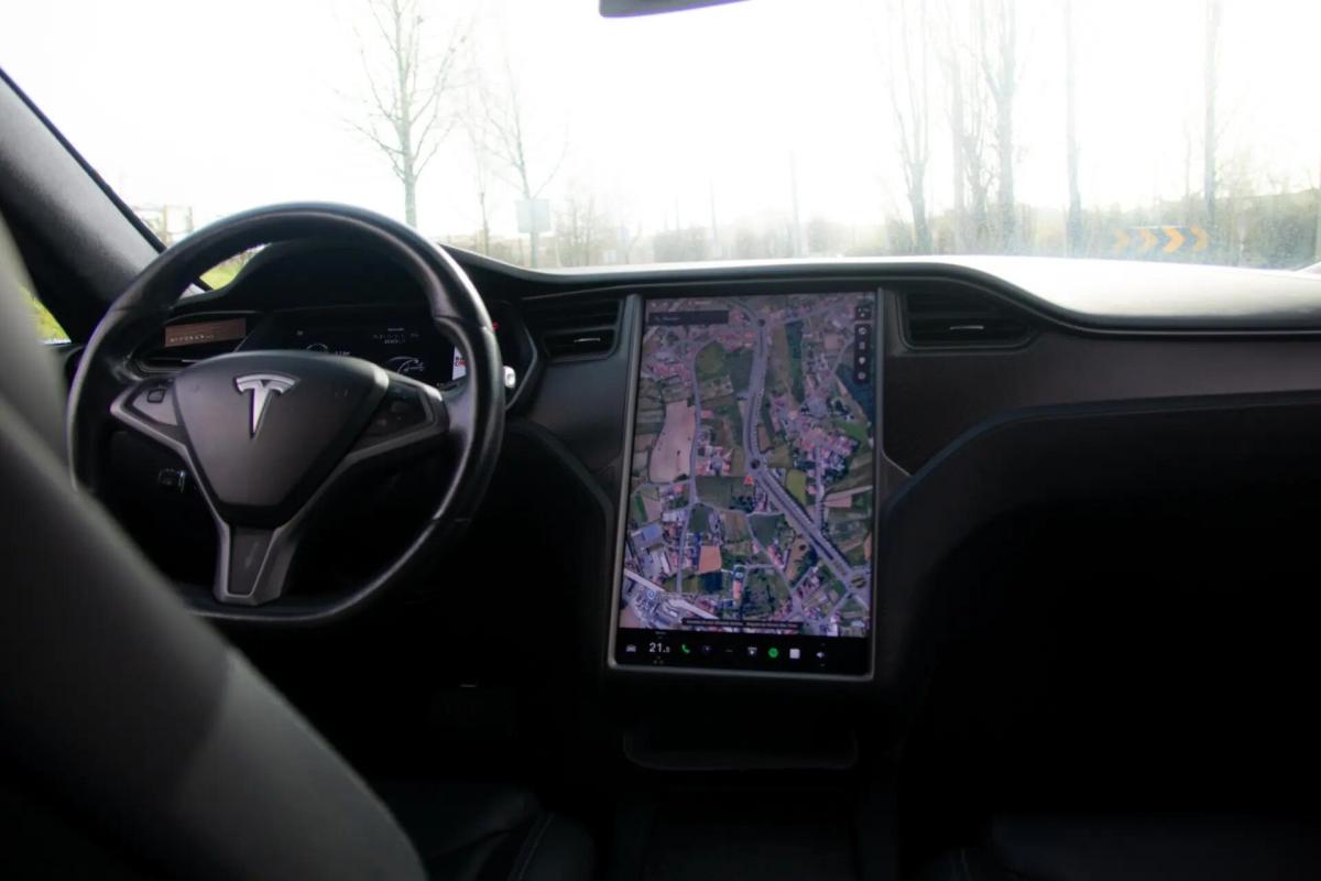tesla-model-s-2018-eletrico-0cc