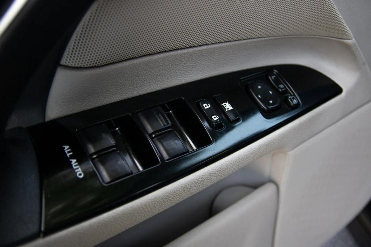 lexus-is-2012-diesel-2231cc