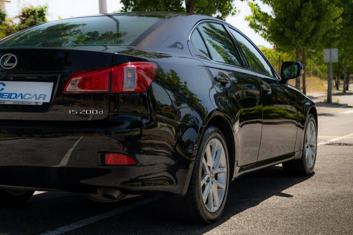 lexus-is-2012-diesel-2231cc