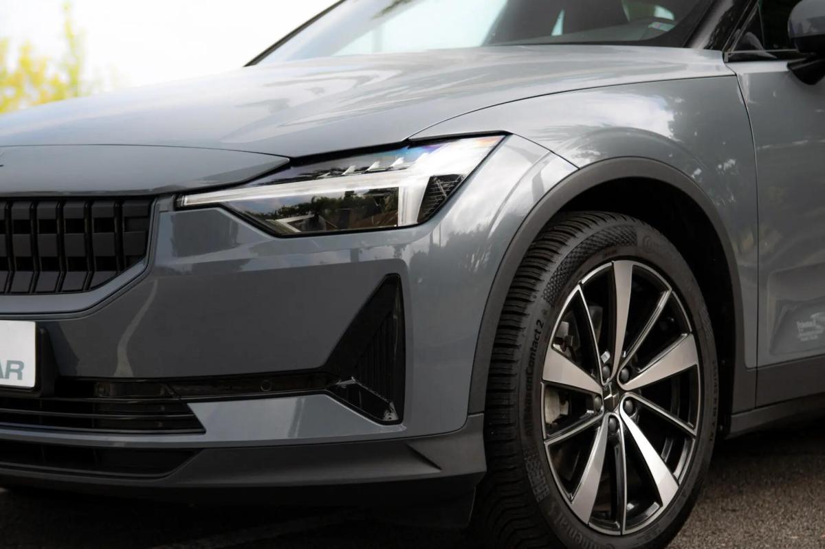 polestar-2-2022-eletrico-0cc