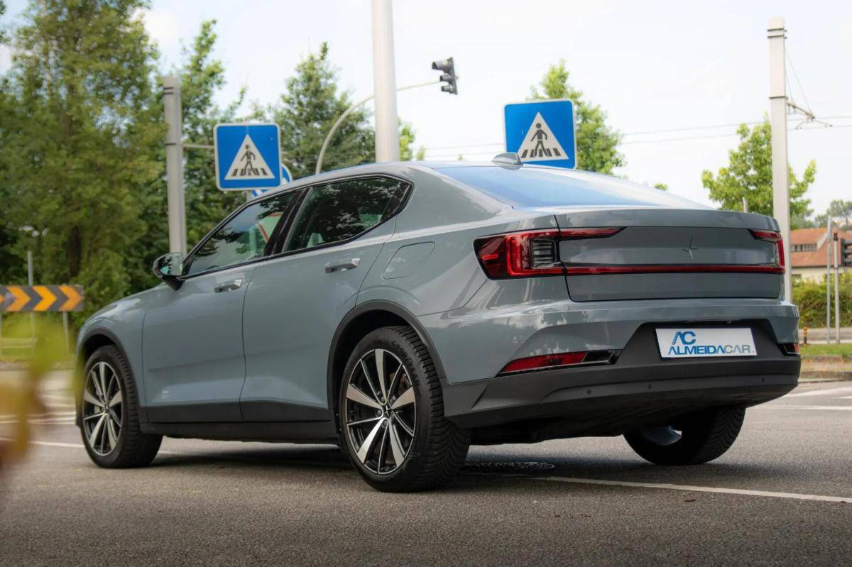 polestar-2-2022-eletrico-0cc