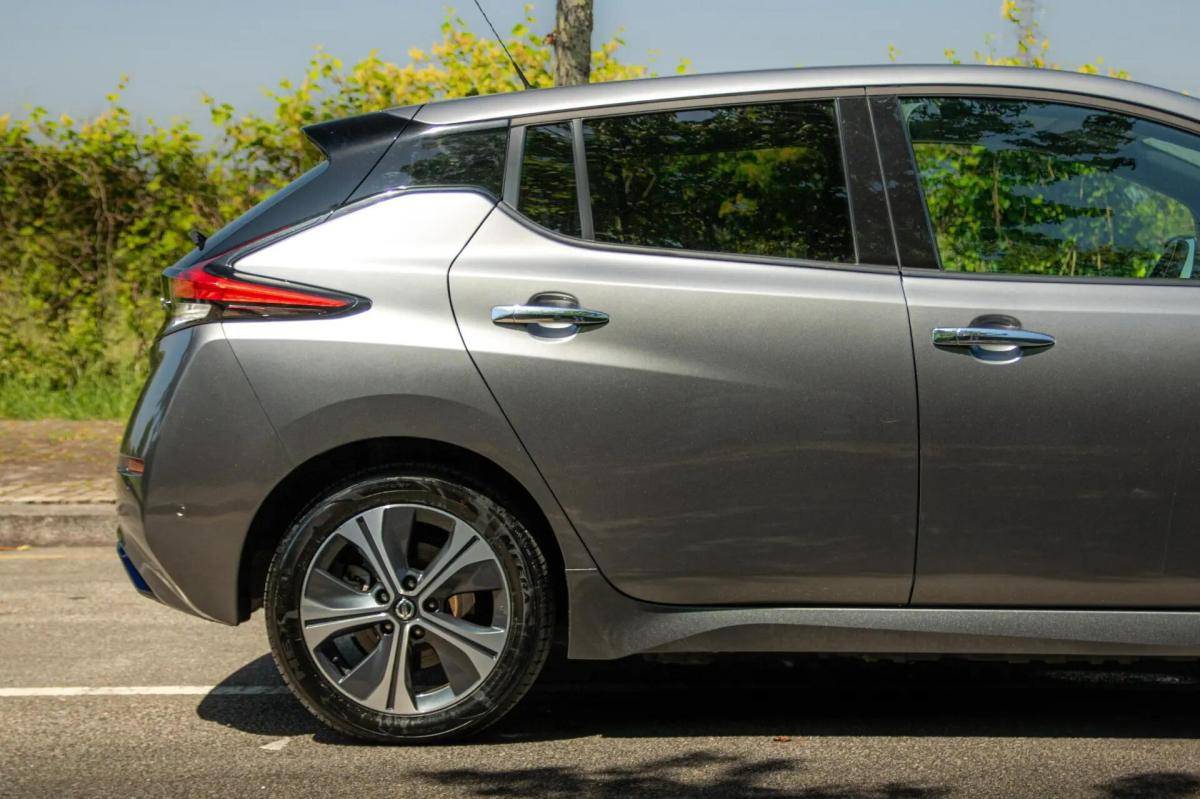 nissan-leaf-2020-eletrico-0cc