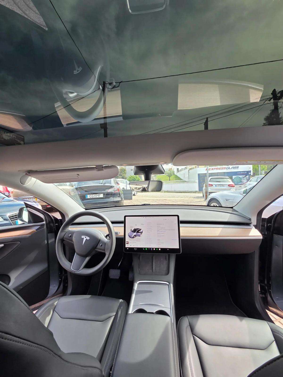 tesla-model-y-2023-eletrico-0cc
