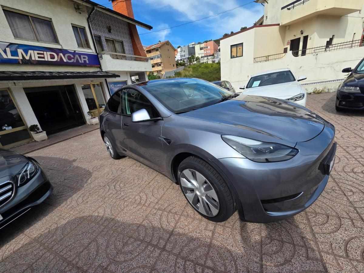 tesla-model-y-2023-eletrico-0cc