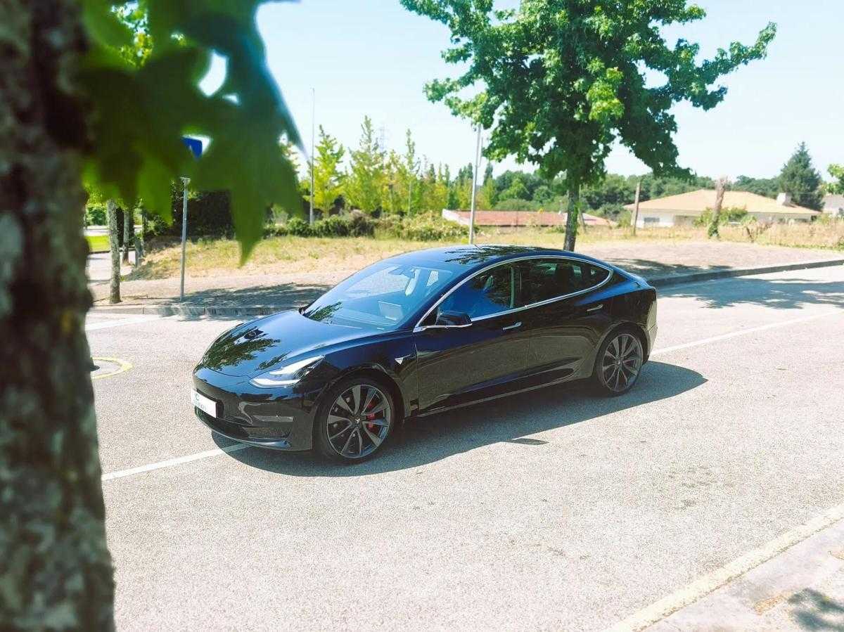 tesla-model-3-2019-eletrico-0cc