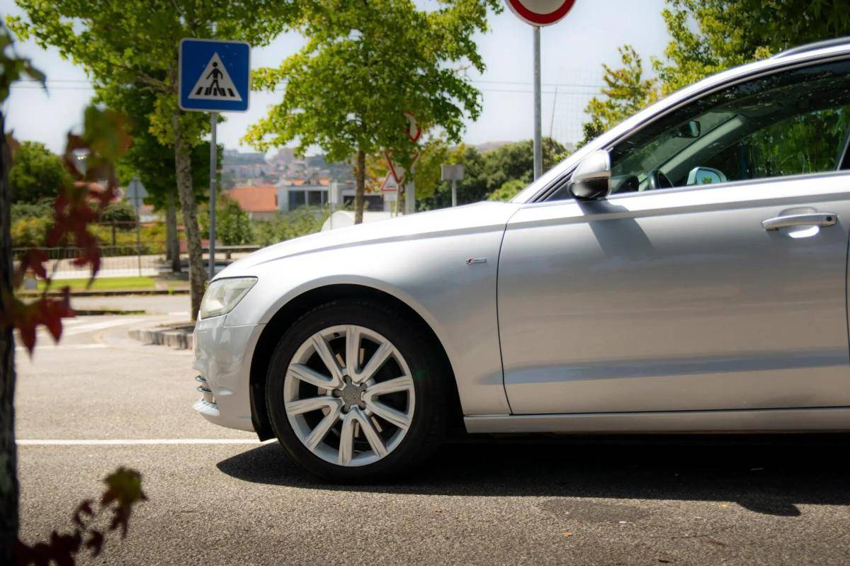 audi-a6-avant-2012-diesel-1968cc