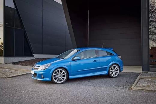 opel-astra-gtc-2006-gasolina-1998cc