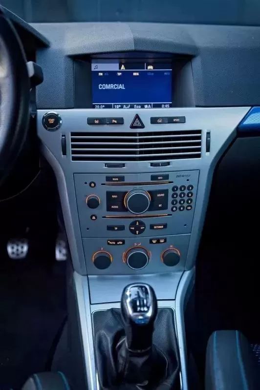 opel-astra-gtc-2006-gasolina-1998cc