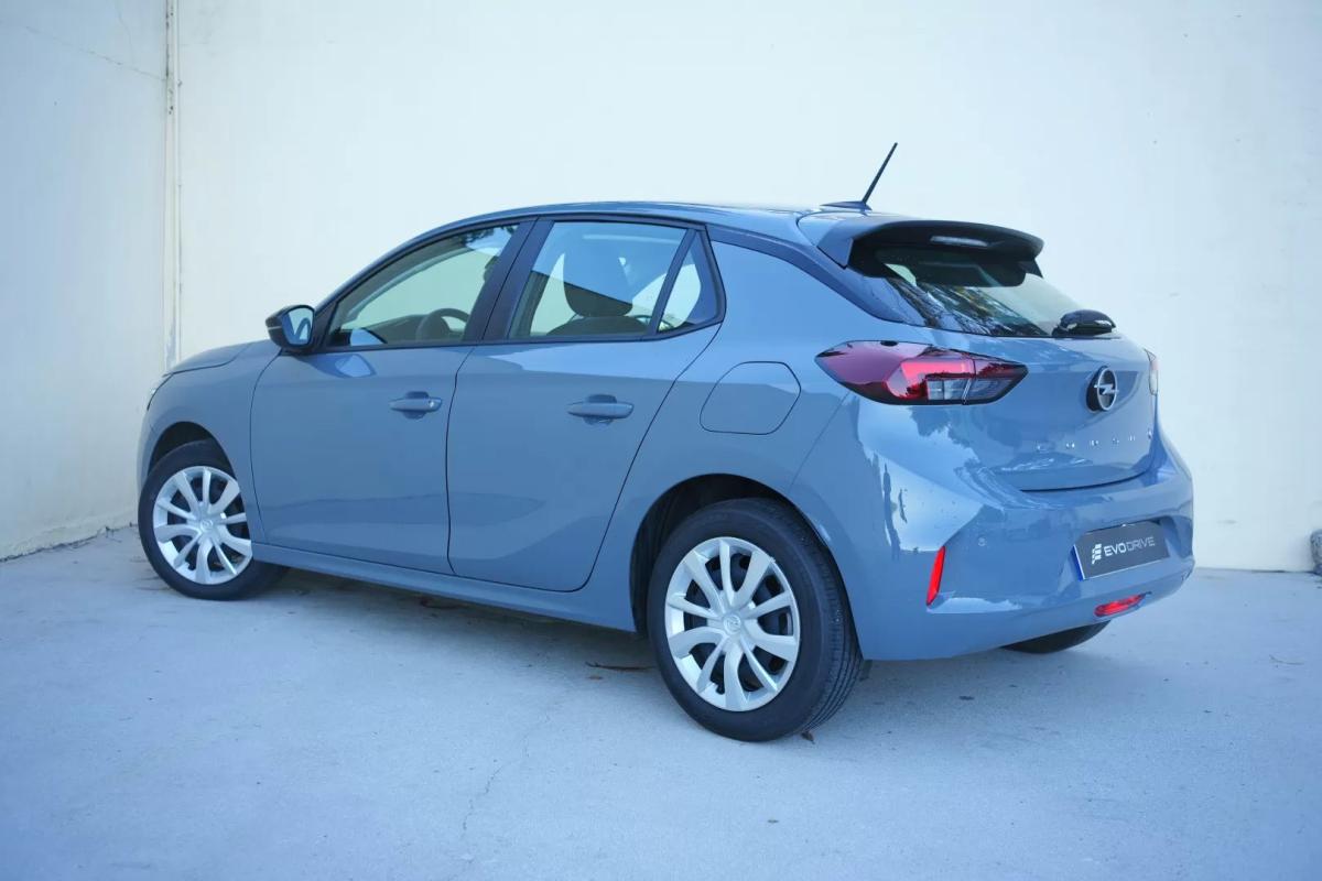 opel-corsa-e-2024-eletrico-200cc