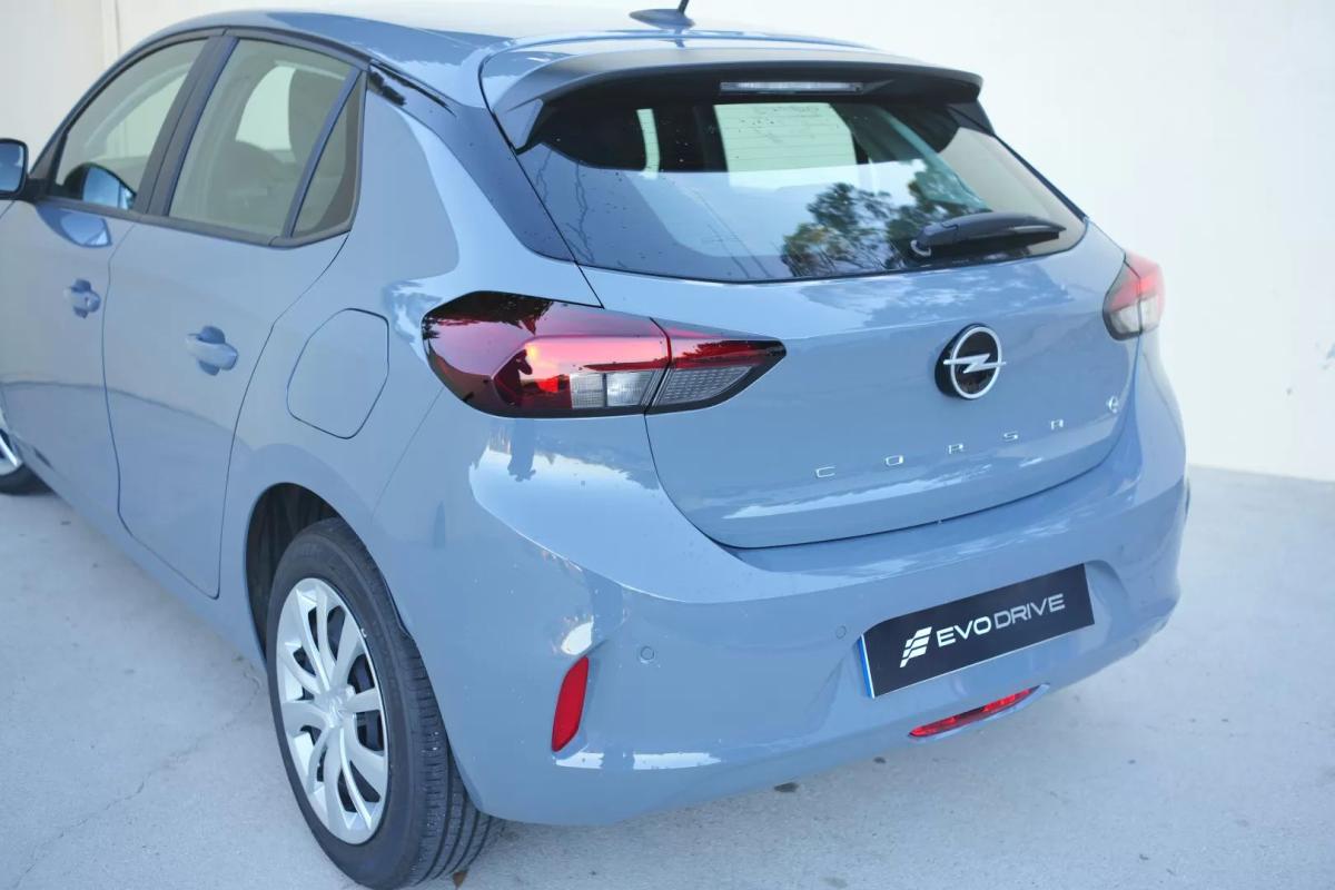 opel-corsa-e-2024-eletrico-200cc