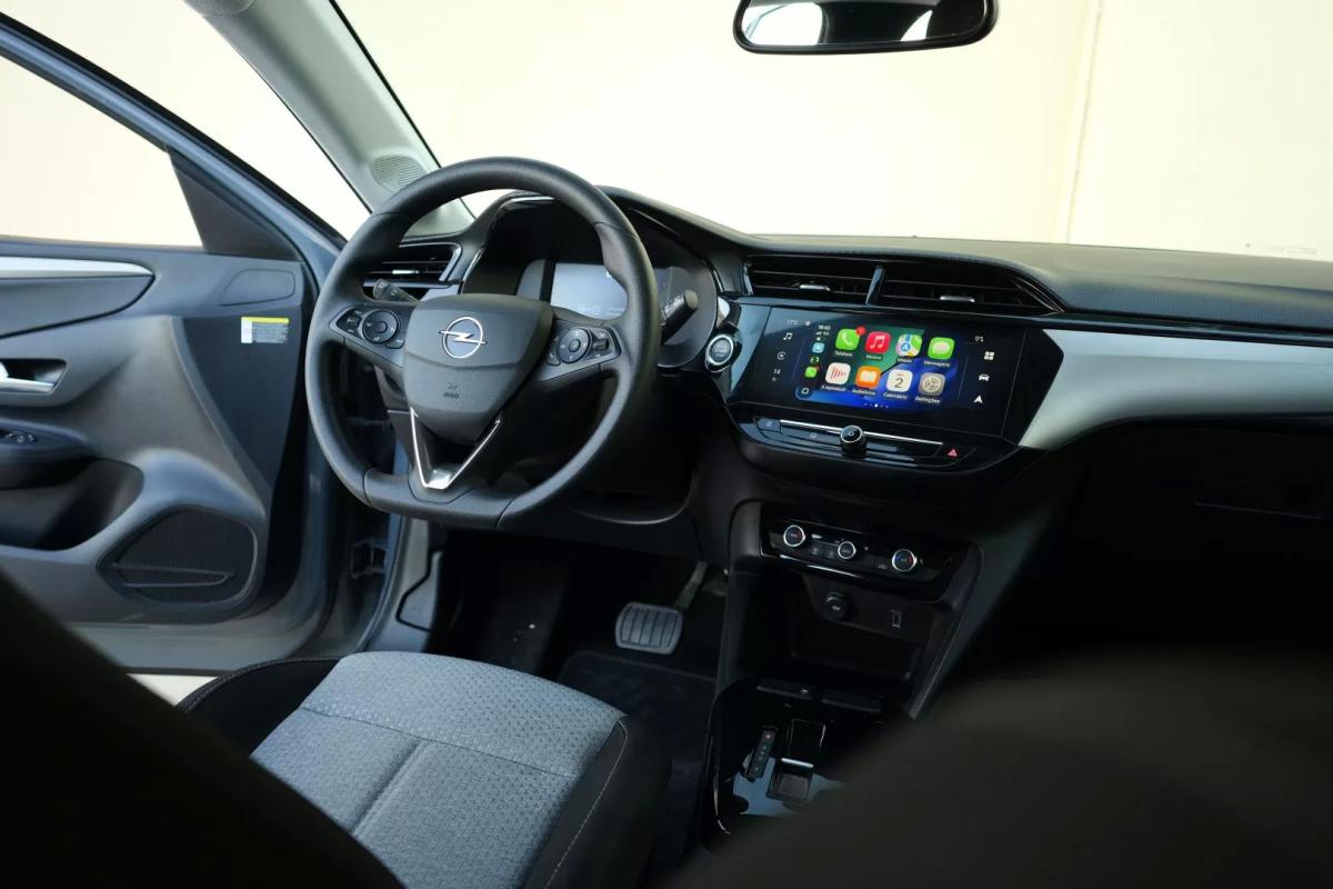 opel-corsa-e-2024-eletrico-200cc